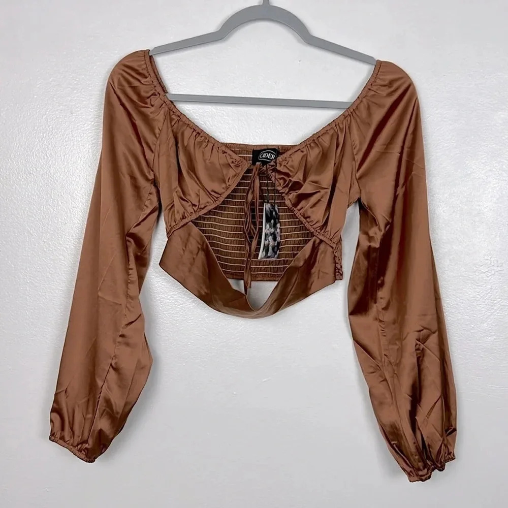 Cider New Women’s XS Long Sleeve Stain Crop Top